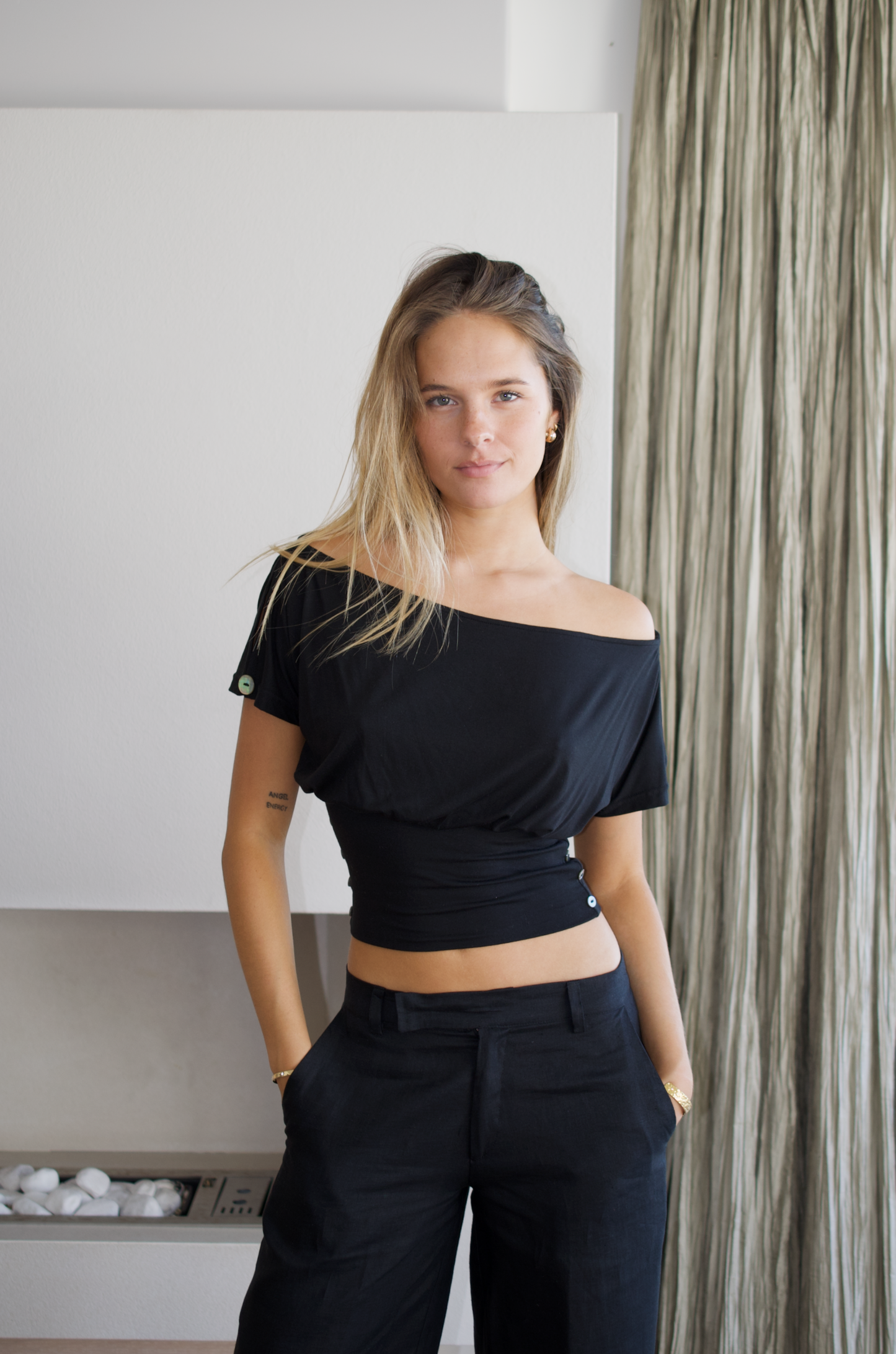 Nyra Top | Black