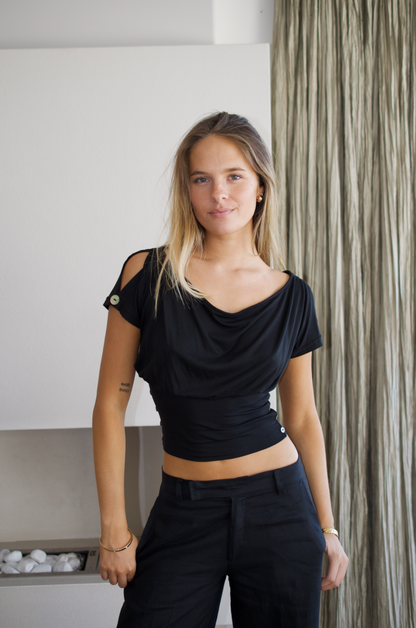Nyra Top | Black