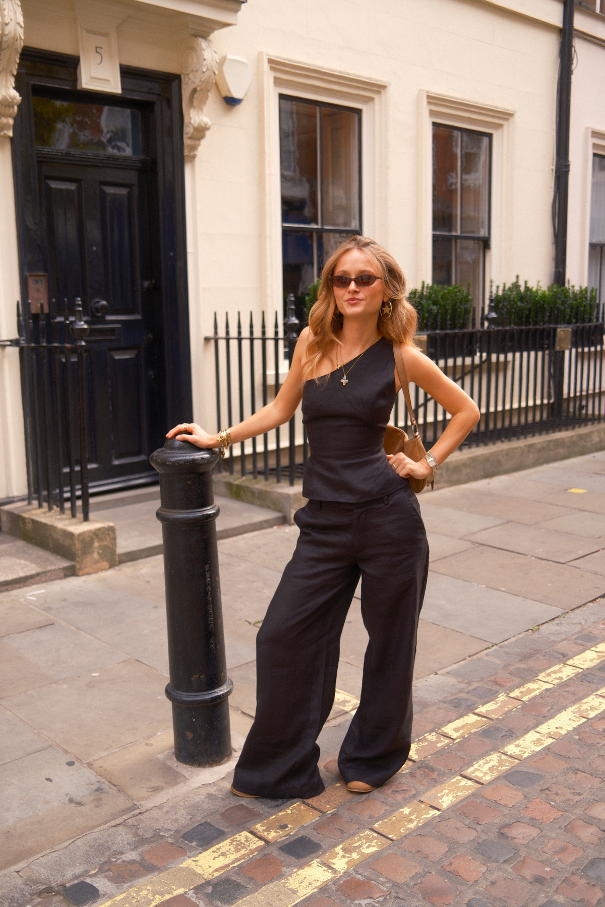 Malin One Shoulder Top | Black Linen